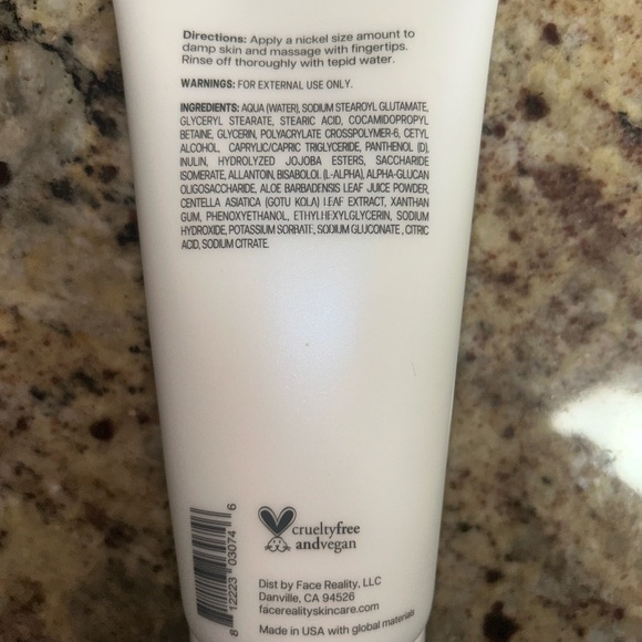 Face reality barrier balance cream cleanser - Picture 2 of 4